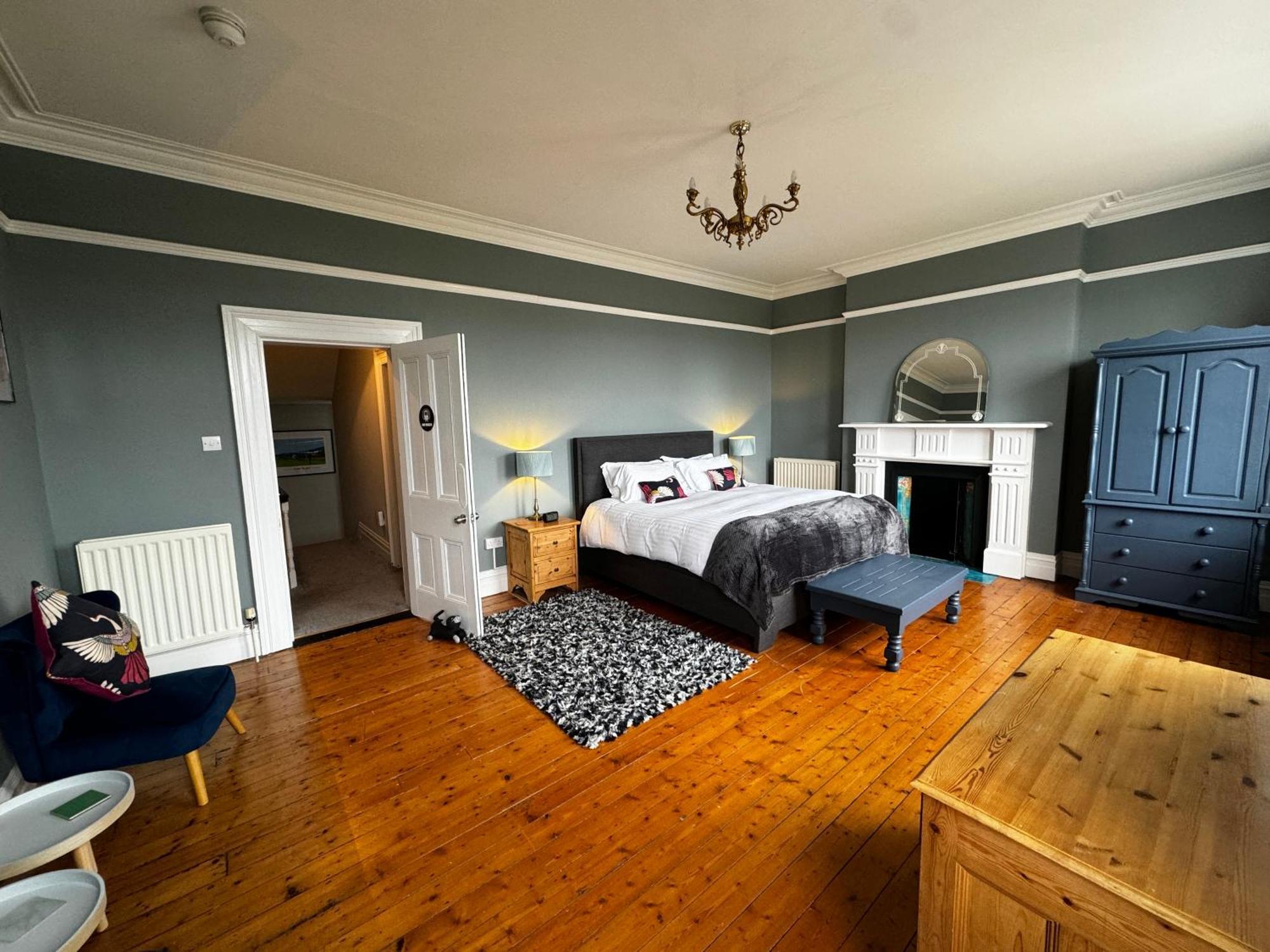 The Victorian Townhouse Portrush Villa Eksteriør bilde